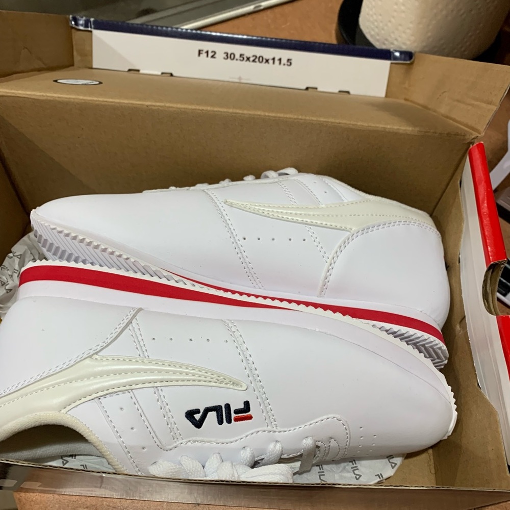 FILA SNEAKERS
